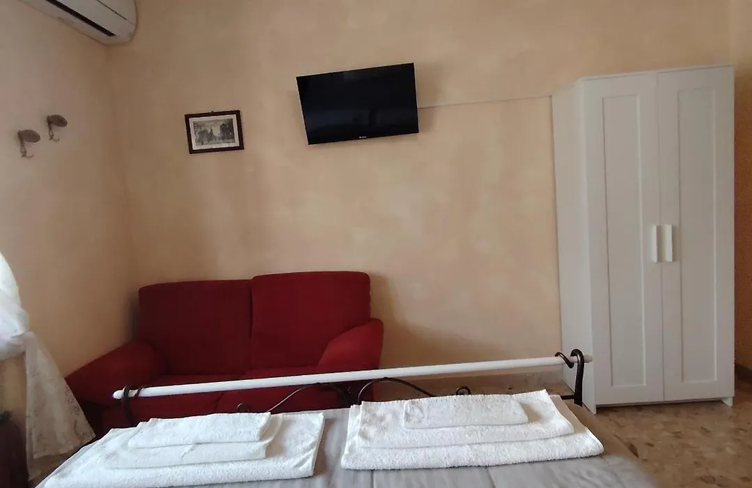 B&B 814 Fermo-1